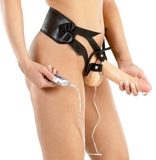 Gigolina Vibrating Strap-on