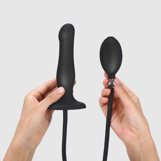 INFLATABLE DILDO PLUG - BLACK - ONE SIZE ADJUSTABLE