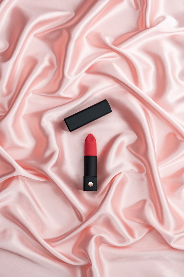 EXOMOON BLUETOOTH LIPSTICK VIBRATOR