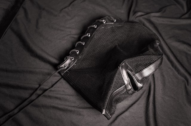 Fishnet Maski - Musta