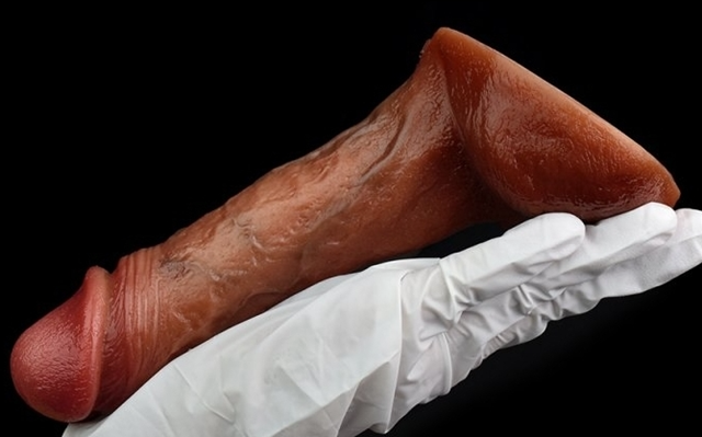 RealCockz Alexyo Dildo 22 cm